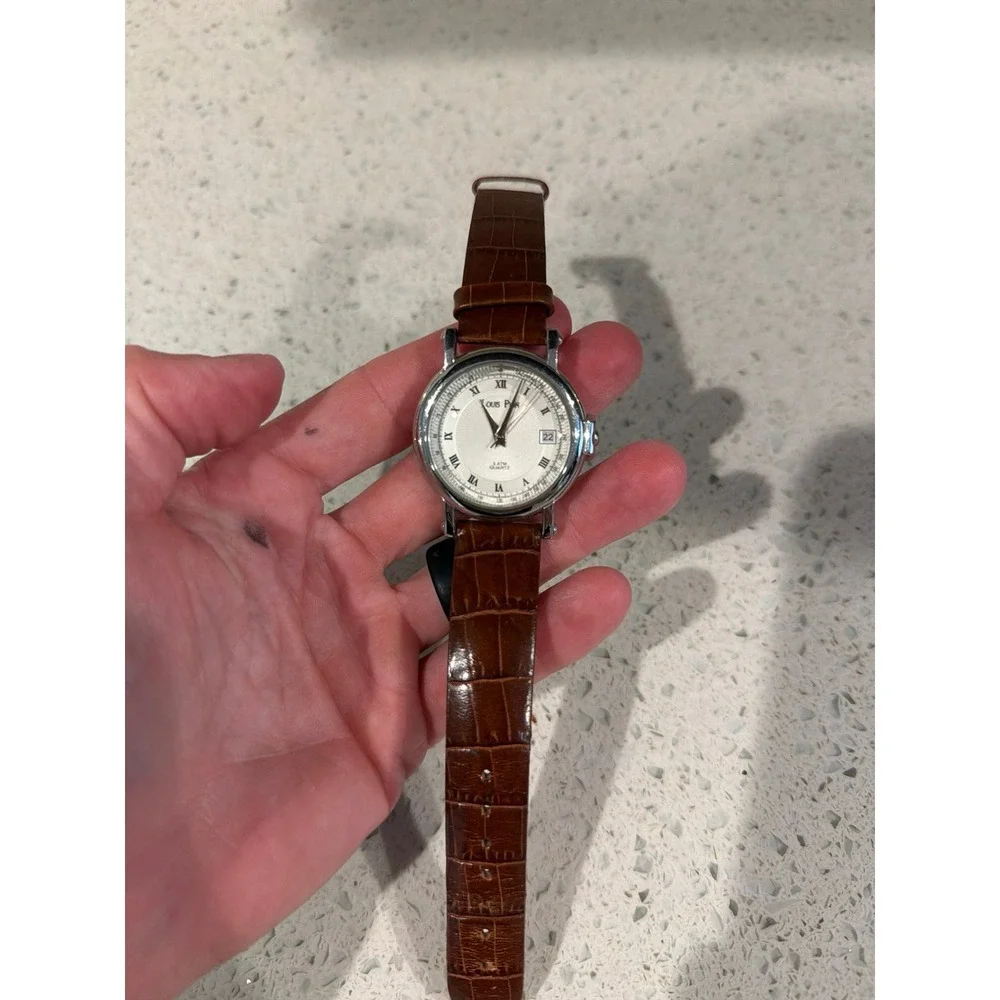 louis pion‎ cuir veitable watch